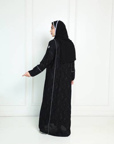 عبايه لينن اسود ولون سماوي خفيف مموج N316