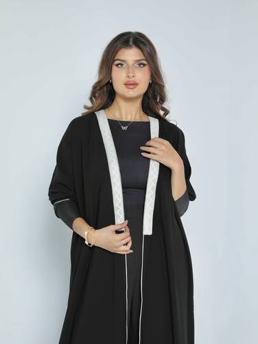 عباية كريب بكلفه واكمام استرش N186