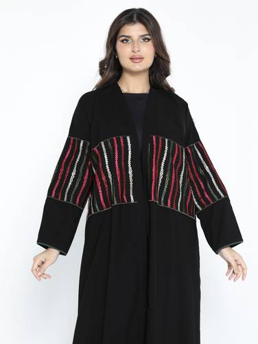 عباية كريب بتطريز مميز N184