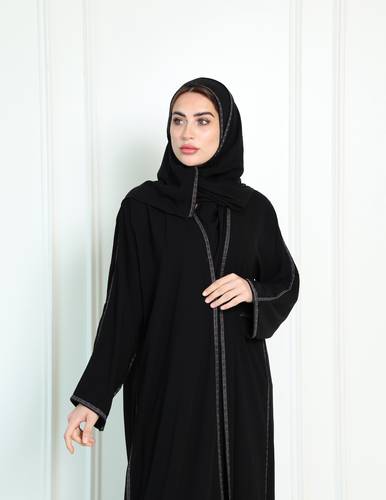 عباية كريب اسود بتطريز رمادي غامق N307