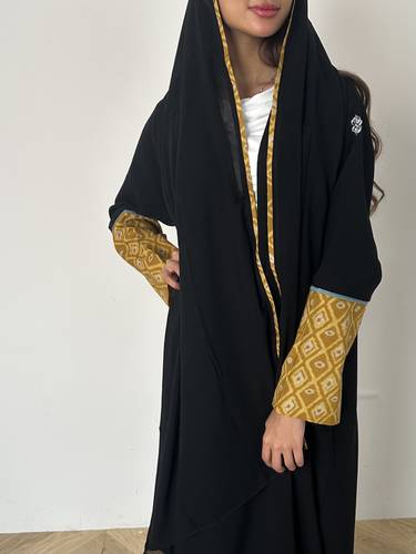 عباية كريب باكمام صيفيه ناعمه N267