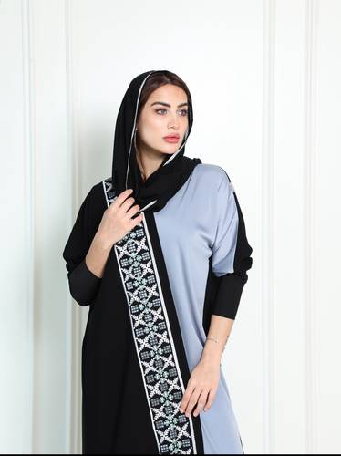 عباية كريب اسود N323