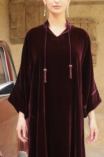 Velvet Tassel — Burgundy