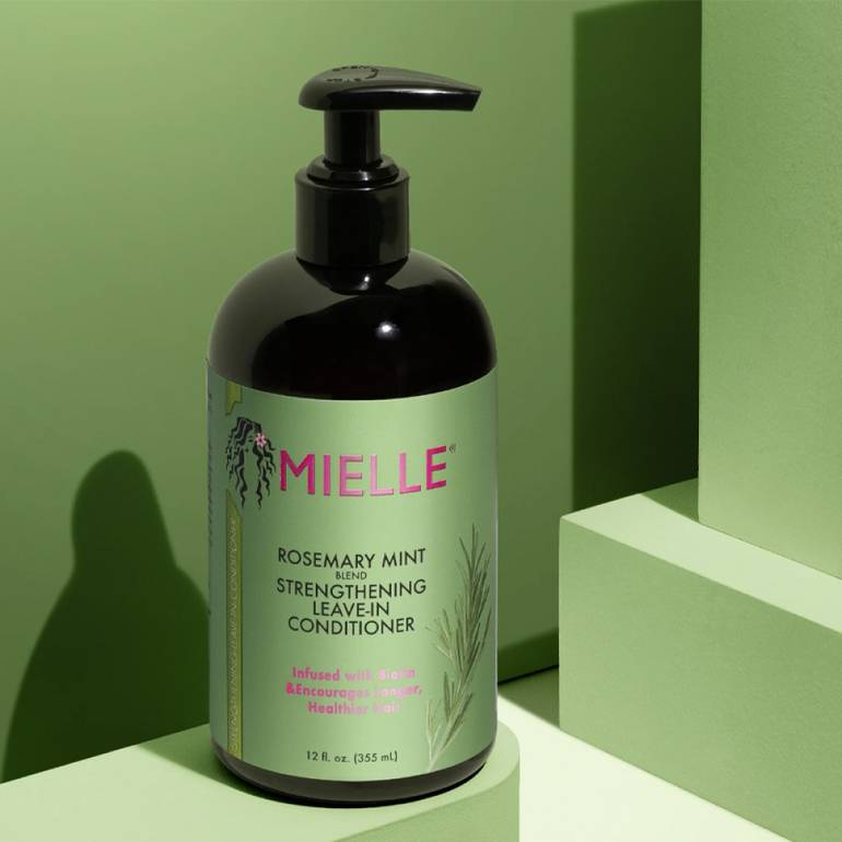 Mielle Rosemary and Mint Conditioner to strengthen hair