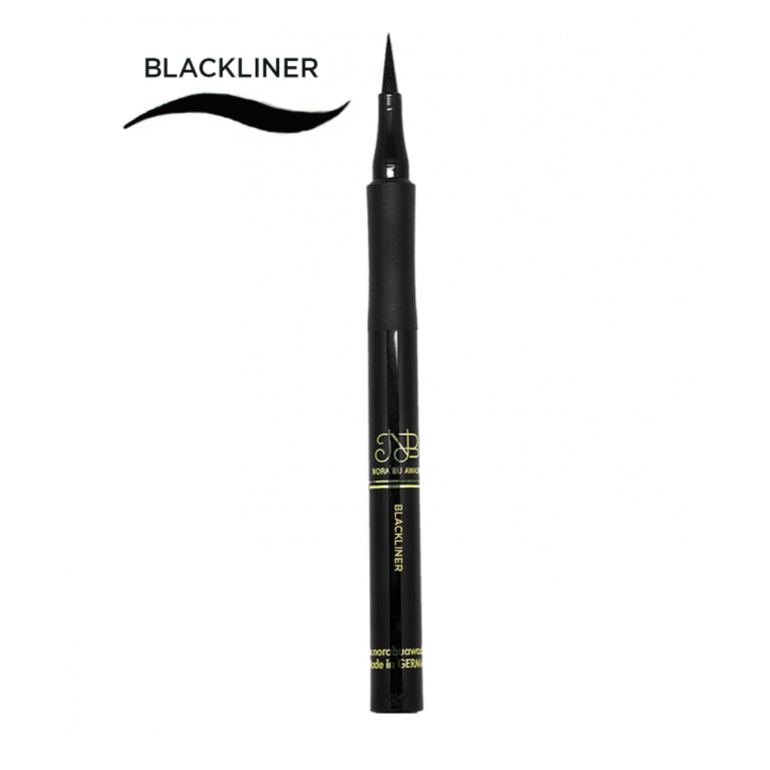 Nora Bo Awadh, black eyeliner