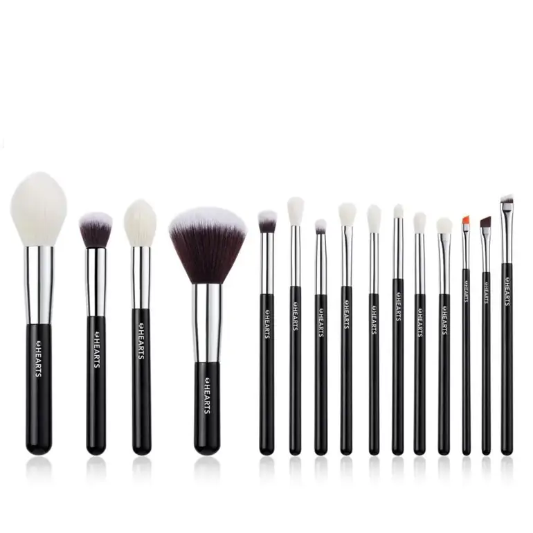 HEARTS Professional Makeup Brush Set – 15 PCS