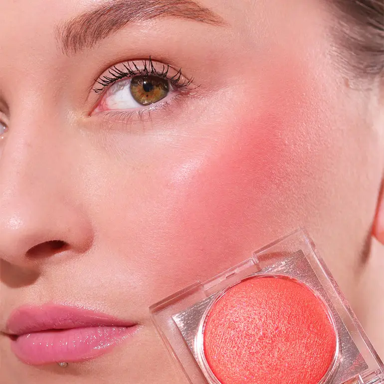 Revolution, Beam Bright Highlighter, - Multiple Shades