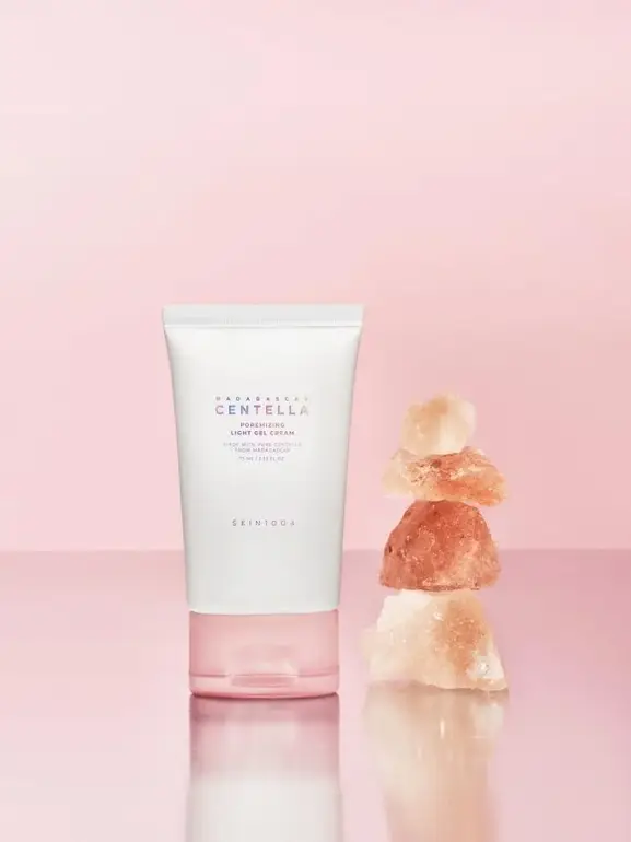 Skin 1004, gel cream, Madagascar Centella, for moisturizing the skin and reducing pores