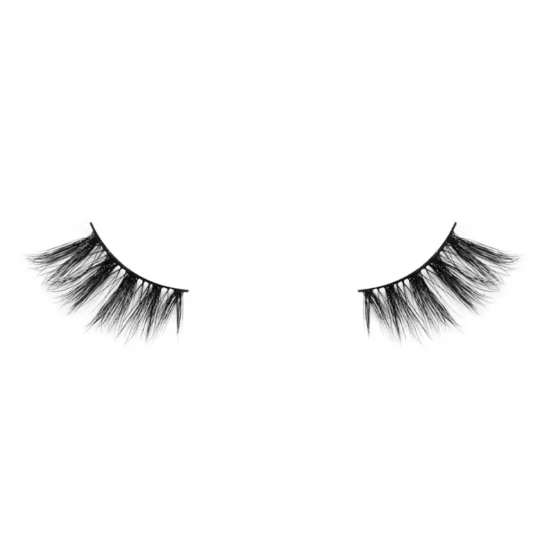 نوره بو عوض رموش طرفية -Focus eyes lashes