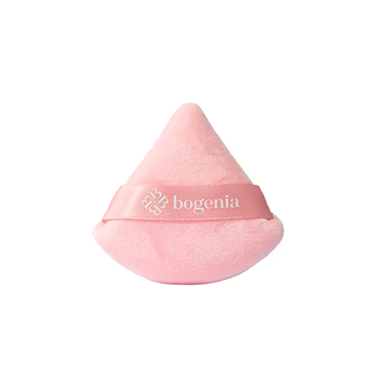 Boginia, sponge, blending, makeup-triangle