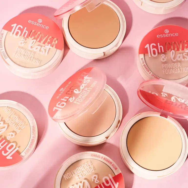 Essence Cover & Last Powder Foundation - 01 Porcelain