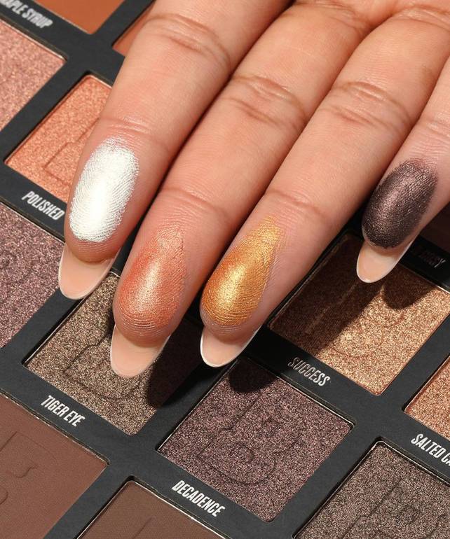 By Beauty Bay, Eyeshadow Palette, 42 Colors- Nude 
