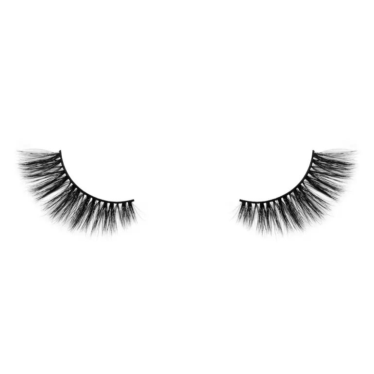 نوره بو عوض رموش طرفية -Focus eyes lashes