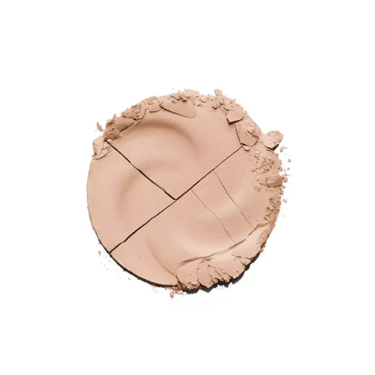 Essence, Silky Matte Compact Powder, 04 Perfect Beige