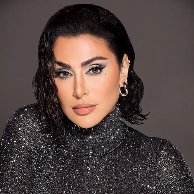 Lenses, Diva, Annual, - Gala