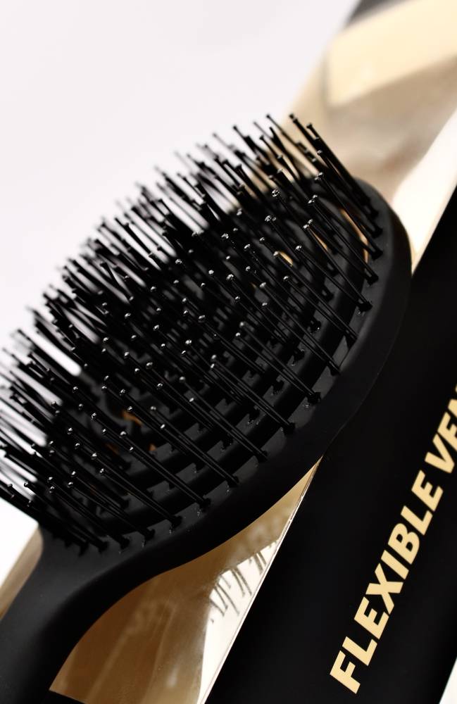 rozy, Flexible Scalp Brush, Round Shape