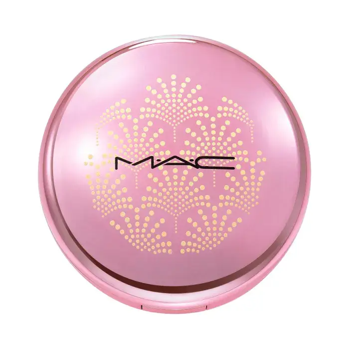 MAC Highlighter for Extra Dimension - WRAPPED IN GOLD