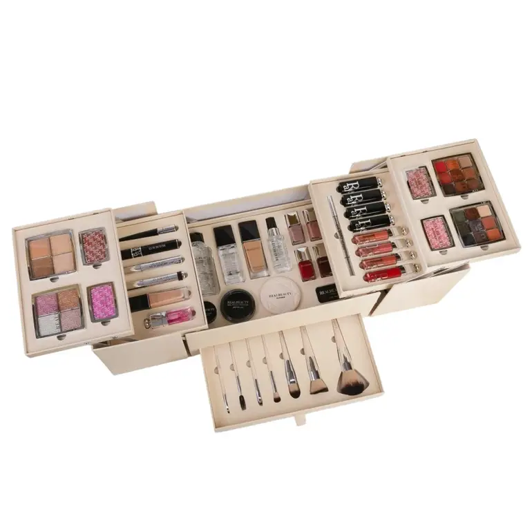 Real Beauty, Complete Makeup Box, 41 Pieces - rb1708