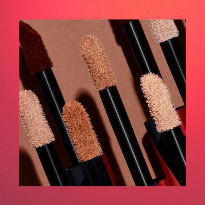 L'Oreal, full-wear and coverage concealer - 329