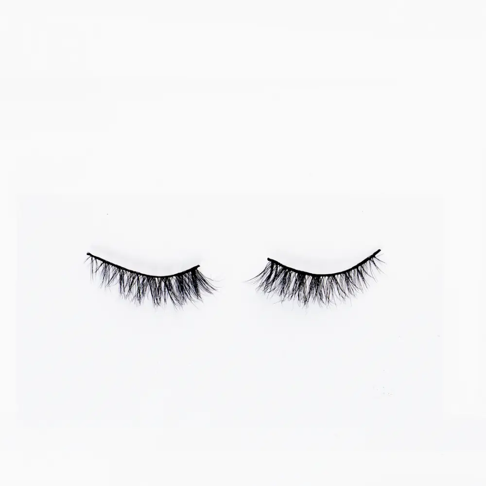 Christine, eyelashes, hair, natural, - Beauty25