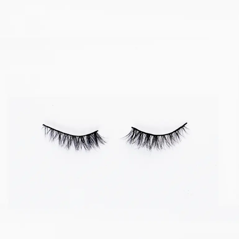 Christine, eyelashes, hair, natural, - Beauty25