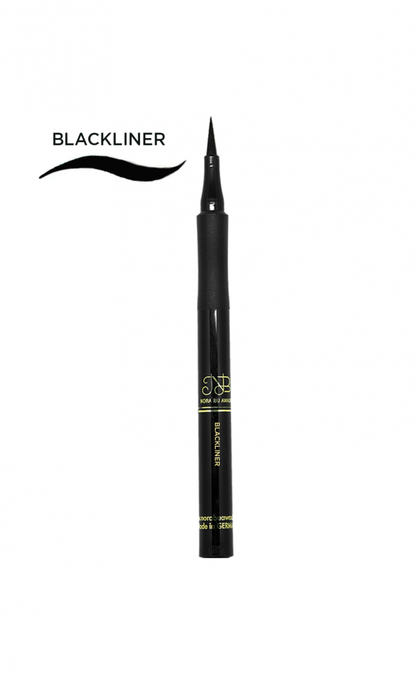 Nora Bo Awadh, black eyeliner