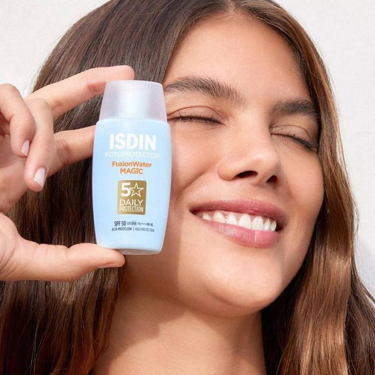 Isdin, Sunscreen, Photoprotector Fusion Magic, SPF 50