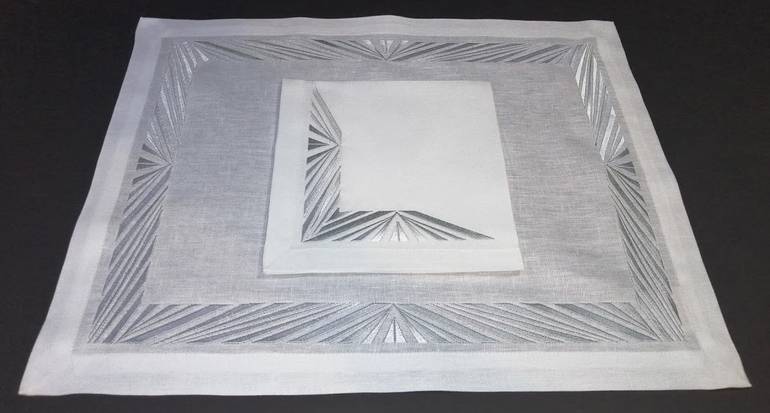 Frame 3D Soft Design Placemats with Napkins Set For 12.Persons