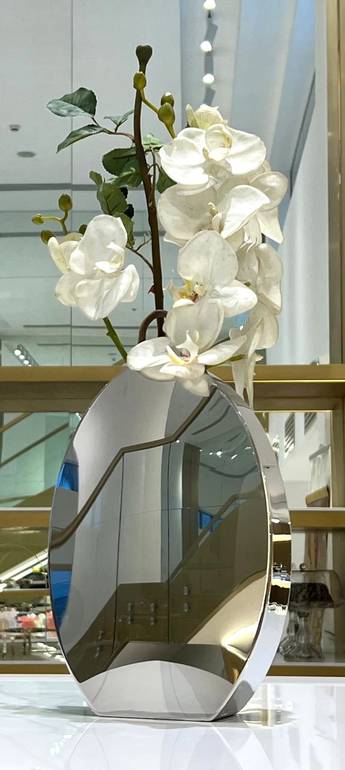 Vertical Oval S/Steel Vase