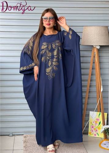 جلابية كحلي ملكية أوفر سايز بتطريز ذهبي وستراس مشجر