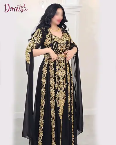قفطان شيفون فخم كلوش ملكي أسود بتطريز زخارف شرقية ذهبية