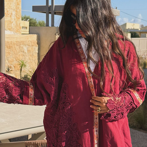 عباية يدوية