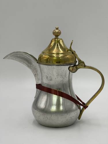 دلة الصالح بغدادي وسط محزم