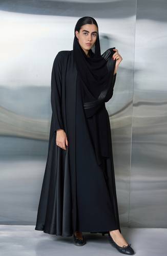 Satin Veil (black )
