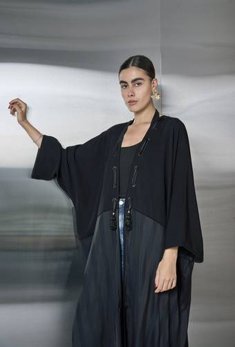 Black bisht 