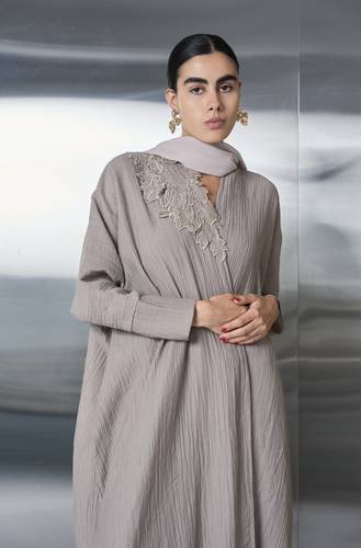The Petal Abaya (light Gray )