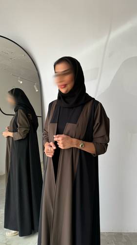 brown and black crepe abaya