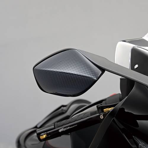 طقم غطاء مرايا بنقشة الكربون – Hayabusa (2022–2025)