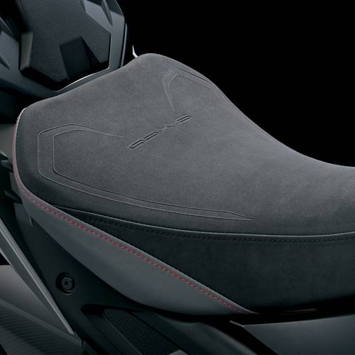 مقعدة رياضية  GSX-S1000 2022 – 2026