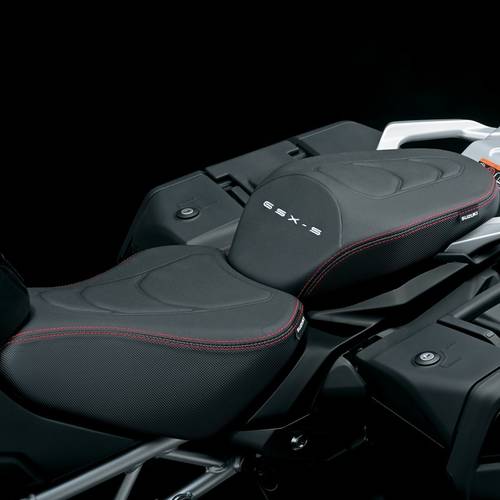 مقعدة فاخرة GSX-S1000GX  2024 – 2026