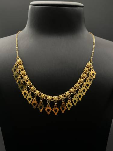 عقد ذهب عيار 21