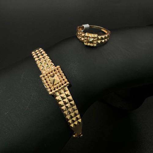 سوارة مع خاتم دوريكا ذهب عيار 21