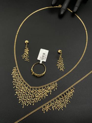 طقم ذهب ايطالي عيار ١٨