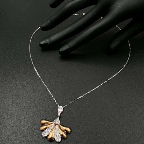 عقد ذهب ابيض و روز  عيار 18 