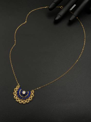 عقد ذهب عيار 21