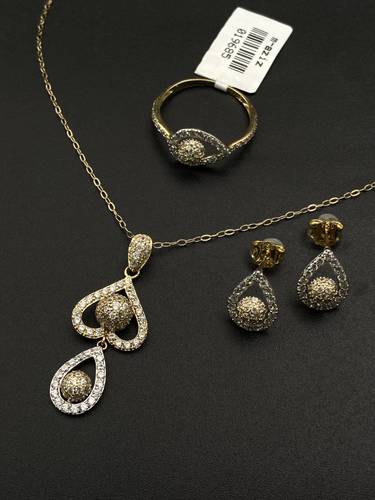 نصف طقم ذهب عيار 18 