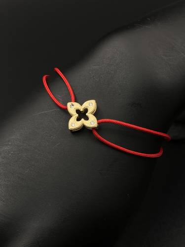 سوارة خيط ذهب عالمي عيار 18