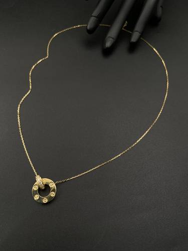 عقد ذهب اصفر عالمي عيار 18