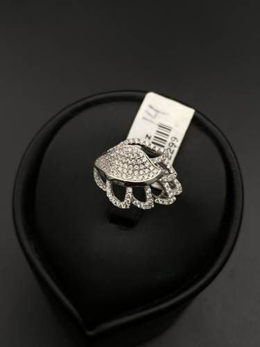خاتم ذهب أبيض عيار 18 