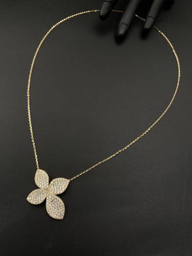 عقد ذهب اصفر عالمي عيار 18